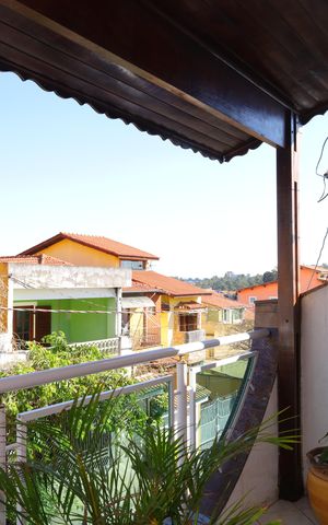 Casa à venda com 210m², 3 quartos e 2 vagasQuarto 3 - Suíte - Varanda