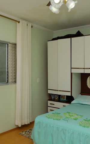 Casa à venda com 210m², 3 quartos e 2 vagasQuarto 1