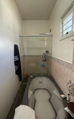 Casa para alugar com 360m², 4 quartos e 3 vagas