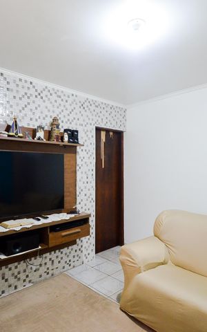 Casa à venda com 125m², 3 quartos e 2 vagasSala