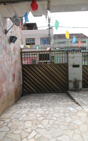 Casa à venda com 240m², 4 quartos e 3 vagasGaragem