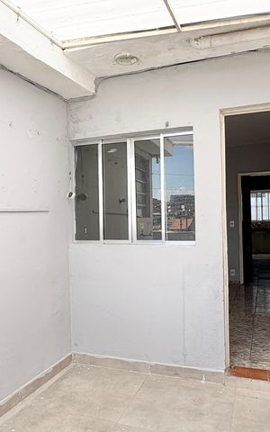 Casa para alugar com 55m², 1 quarto e sem vagaÁrea de Serviço