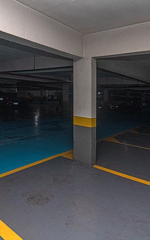 Apartamento para alugar com 120m², 4 quartos e 3 vagas Apartamento para alugar com 120m², 4 quartos e 3 vagasEstacionamento