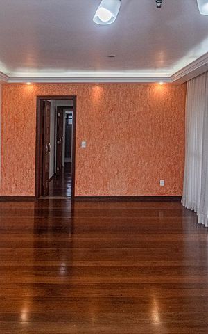 Apartamento para alugar com 120m², 4 quartos e 3 vagas Apartamento para alugar com 120m², 4 quartos e 3 vagasSala