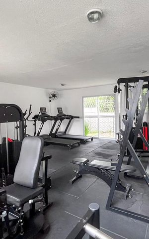 Apartamento à venda com 44m², 2 quartos e sem vaga Apartamento à venda com 44m², 2 quartos e sem vagaAcademia