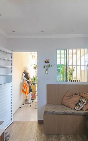 Casa à venda com 168m², 3 quartos e 1 vaga Casa à venda com 168m², 3 quartos e 1 vagaSala 1