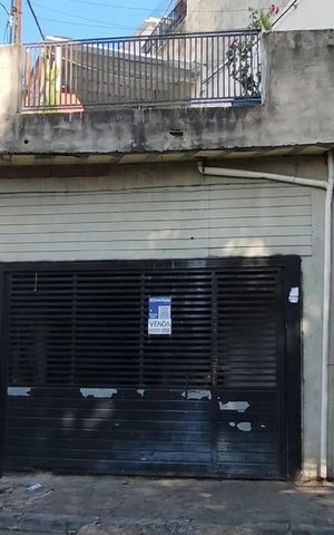 Casa à venda com 168m², 3 quartos e 1 vaga