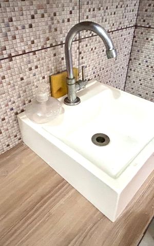 Casa para alugar com 76m², 3 quartos e 1 vaga Casa para alugar com 76m², 3 quartos e 1 vagaBanheiro 1