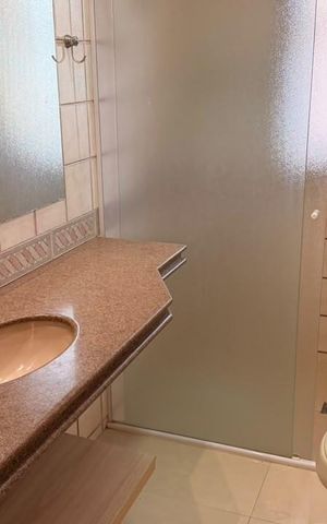 Apartamento para alugar com 165m², 4 quartos e 2 vagas Apartamento para alugar com 165m², 4 quartos e 2 vagasBanheiro