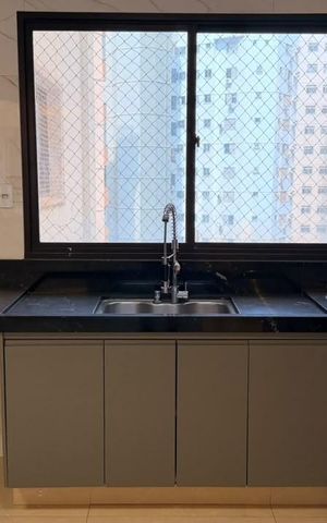 Apartamento para alugar com 165m², 4 quartos e 2 vagas Apartamento para alugar com 165m², 4 quartos e 2 vagasCozinha