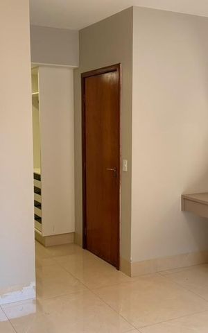 Apartamento para alugar com 165m², 4 quartos e 2 vagas Apartamento para alugar com 165m², 4 quartos e 2 vagasQuarto