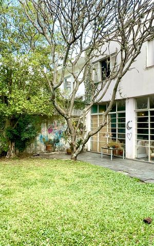 Casa à venda com 280m², 3 quartos e 2 vagas Casa à venda com 280m², 3 quartos e 2 vagasQuintal