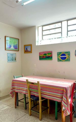 Casa à venda com 280m², 3 quartos e 2 vagas Casa à venda com 280m², 3 quartos e 2 vagasCopa