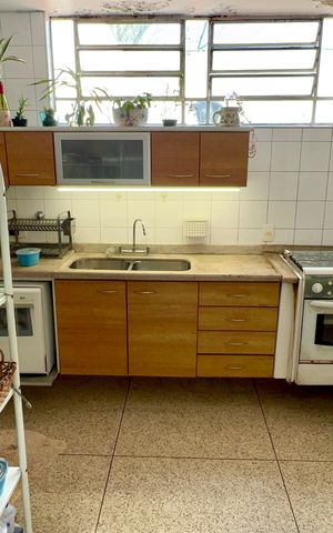 Casa à venda com 280m², 3 quartos e 2 vagas Casa à venda com 280m², 3 quartos e 2 vagasCozinha