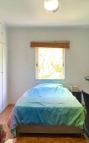 Casa à venda com 280m², 3 quartos e 2 vagas Casa à venda com 280m², 3 quartos e 2 vagasQuarto 2