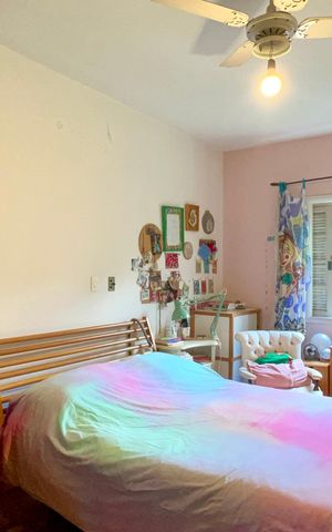 Casa à venda com 280m², 3 quartos e 2 vagas Casa à venda com 280m², 3 quartos e 2 vagasSuite
