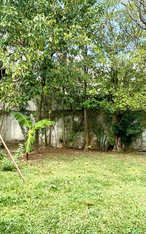 Casa à venda com 280m², 3 quartos e 2 vagas Casa à venda com 280m², 3 quartos e 2 vagasQuintal