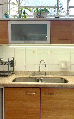 Casa à venda com 280m², 3 quartos e 2 vagas Casa à venda com 280m², 3 quartos e 2 vagasCozinha