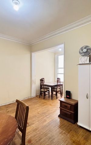 Apartamento à venda com 90m², 3 quartos e sem vaga Apartamento à venda com 90m², 3 quartos e sem vagaSala