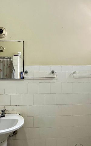 Apartamento à venda com 90m², 3 quartos e sem vaga Apartamento à venda com 90m², 3 quartos e sem vagaBanheiro