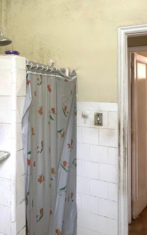 Apartamento à venda com 90m², 3 quartos e sem vaga Apartamento à venda com 90m², 3 quartos e sem vagaBanheiro