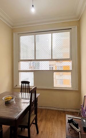 Apartamento à venda com 90m², 3 quartos e sem vaga Apartamento à venda com 90m², 3 quartos e sem vagaSala