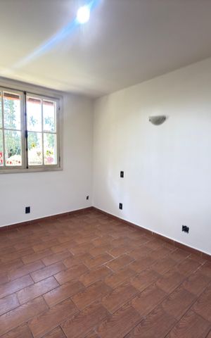 Casa de condomínio à venda com 757m², 8 quartos e 8 vagas Casa de condomínio à venda com 757m², 8 quartos e 8 vagasQuarto