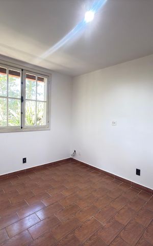 Casa de condomínio à venda com 757m², 8 quartos e 8 vagas Casa de condomínio à venda com 757m², 8 quartos e 8 vagasQuarto