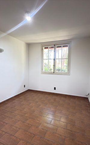 Casa de condomínio à venda com 757m², 8 quartos e 8 vagas Casa de condomínio à venda com 757m², 8 quartos e 8 vagasQuarto