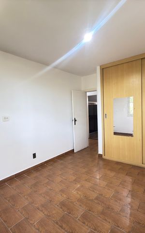 Casa de condomínio à venda com 757m², 8 quartos e 8 vagas Casa de condomínio à venda com 757m², 8 quartos e 8 vagasQuarto