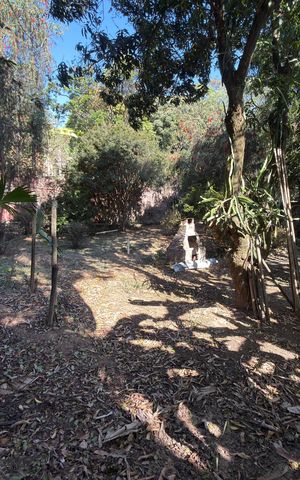 Casa de condomínio à venda com 757m², 8 quartos e 8 vagas Casa de condomínio à venda com 757m², 8 quartos e 8 vagasQuintal