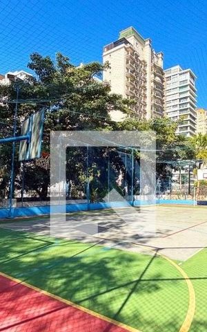 Apartamento à venda com 42m², 1 quarto e 2 vagas Apartamento à venda com 42m², 1 quarto e 2 vagasÁrea comum