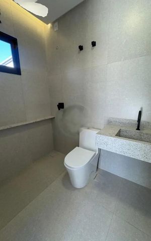 Casa à venda com 198m², 3 quartos e 6 vagas