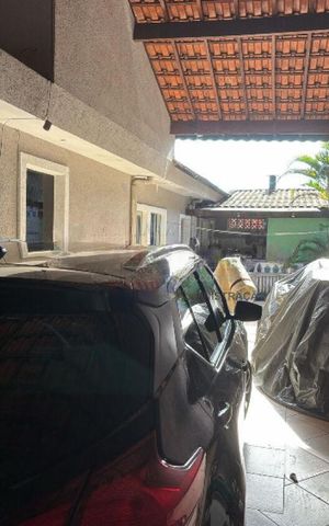 Casa à venda com 200m², 2 quartos e 6 vagas