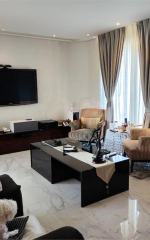 Casa à venda com 887m², 7 quartos e 6 vagas