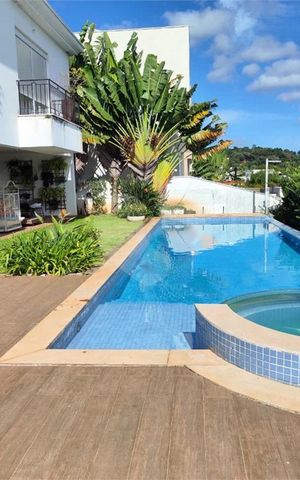 Casa à venda com 887m², 7 quartos e 6 vagas