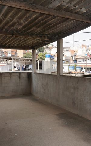 Casa para alugar com 110m², 2 quartos e 1 vagaVaranda