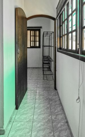 Casa para alugar com 70m², 2 quartos e sem vaga