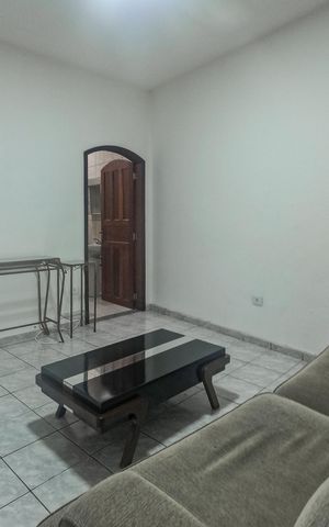 Casa para alugar com 70m², 2 quartos e sem vaga