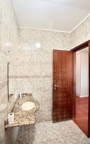 Casa à venda com 500m², 5 quartos e 3 vagas Casa à venda com 500m², 5 quartos e 3 vagasBanheiro da Suíte