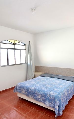 Casa à venda com 500m², 5 quartos e 3 vagas Casa à venda com 500m², 5 quartos e 3 vagasQuarto Suíte