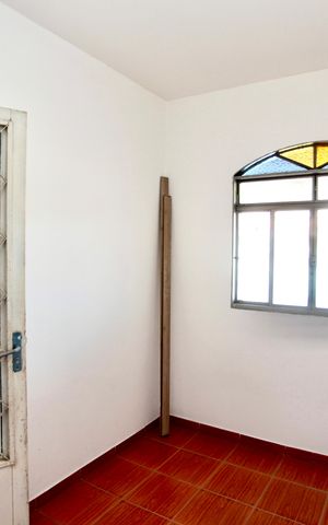 Casa à venda com 500m², 5 quartos e 3 vagas Casa à venda com 500m², 5 quartos e 3 vagasSala