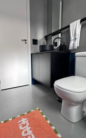 Apartamento à venda com 80m², 3 quartos e 2 vagas Apartamento à venda com 80m², 3 quartos e 2 vagasBanheiro 1
