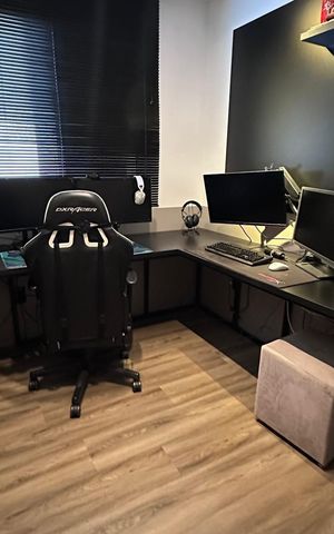 Apartamento à venda com 80m², 3 quartos e 2 vagas Apartamento à venda com 80m², 3 quartos e 2 vagasQuarto 3