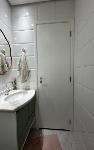 Apartamento à venda com 113m², 3 quartos e 2 vagas Apartamento à venda com 113m², 3 quartos e 2 vagasBanheiro Social