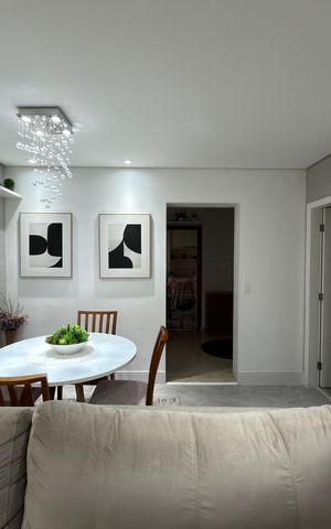 Apartamento à venda com 113m², 3 quartos e 2 vagas Apartamento à venda com 113m², 3 quartos e 2 vagasSala