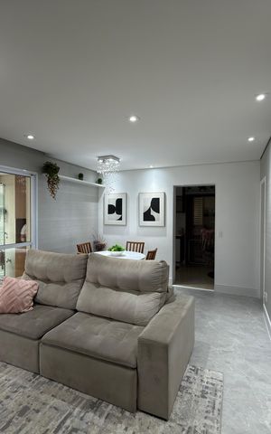 Apartamento à venda com 113m², 3 quartos e 2 vagas Apartamento à venda com 113m², 3 quartos e 2 vagasSala