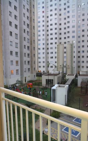 Apartamento para alugar com 34m², 2 quartos e sem vaga Apartamento para alugar com 34m², 2 quartos e sem vagaVaranda