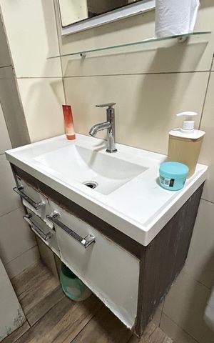 Apartamento à venda com 60m², 3 quartos e sem vagaBanheiro