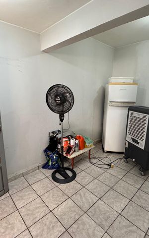 Casa à venda com 170m², 3 quartos e 2 vagasSala de TV